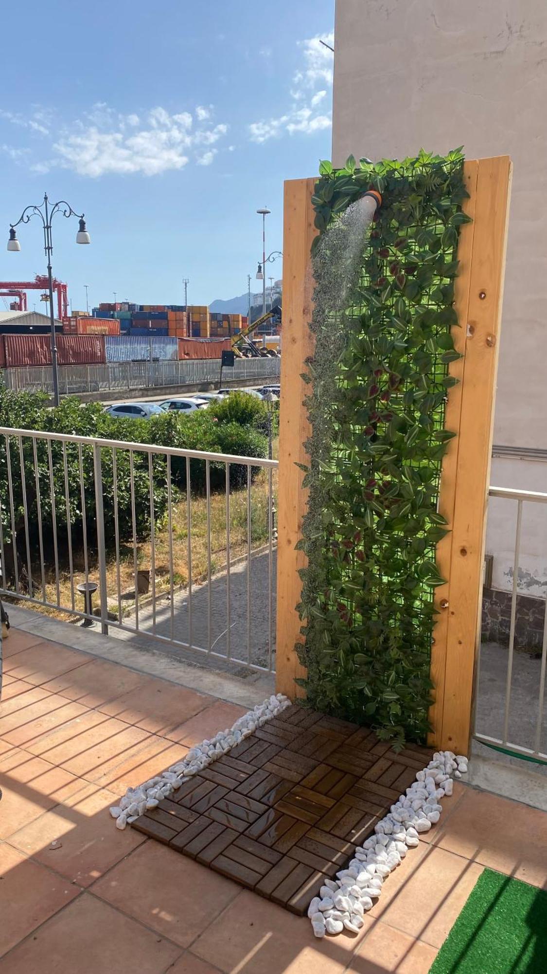 Giu Al Porto Apartment Salerno Exterior photo